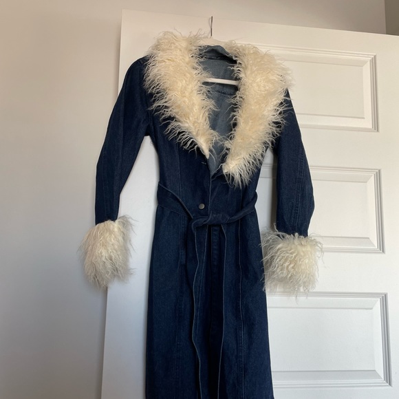 Jean Coat with Fuzzy Trim - Picture 3 of 4